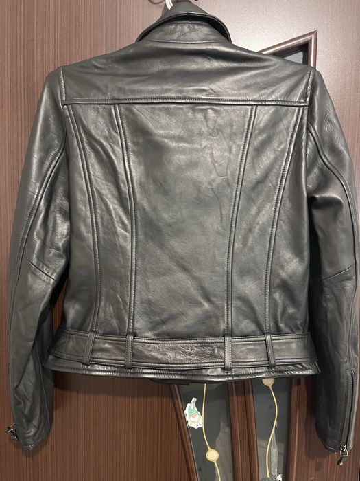 Продам куртку Massimo dutti