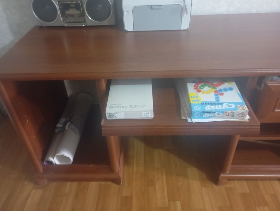 Продам компьютерный стол