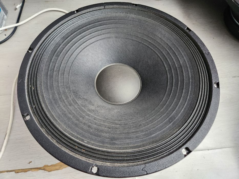 Difuzoare de 15 eminence jbl p audio mackie