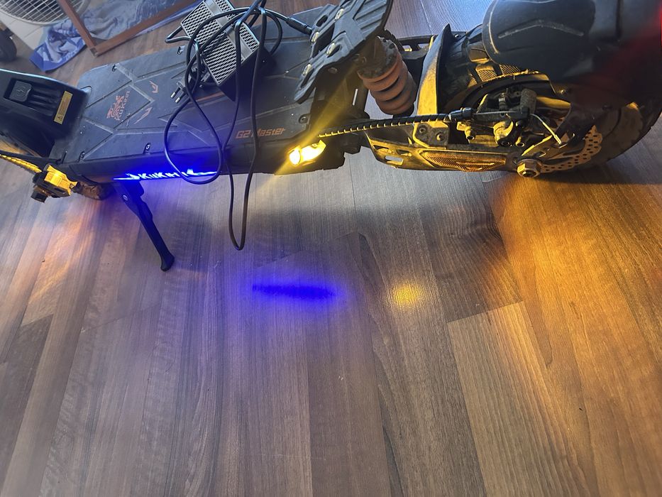 Kukirin g2 master (Възможен бонус каска)