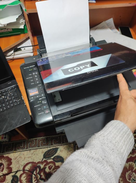 Epson 420w KOPYA_SKANERLI rangli Wi_Fi_ bor printerda idialni yangiday