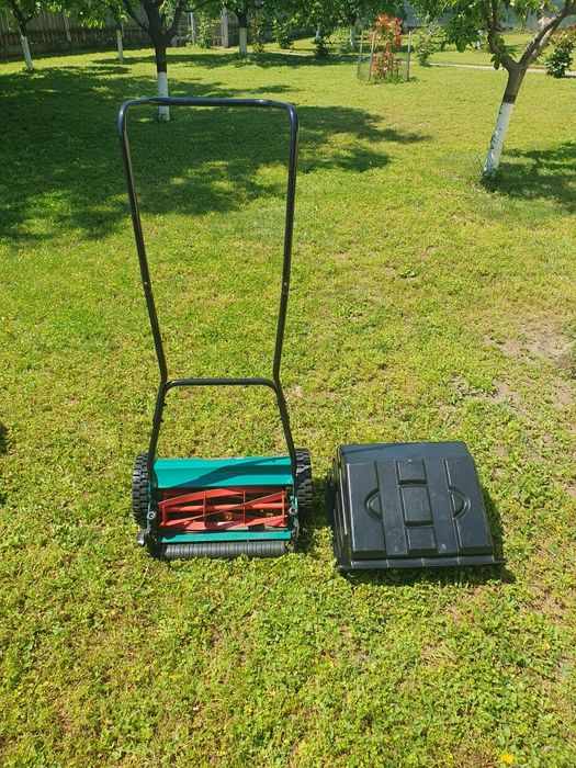 Vand Motocultor Omac MC70, 7 cp, cu accesorii. GRATUIT Mașina de tuns iarbă manuală Bosch