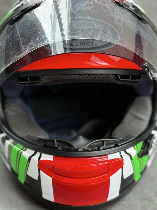 Arai RX-7V - S/M/L + Shark Aeron - S