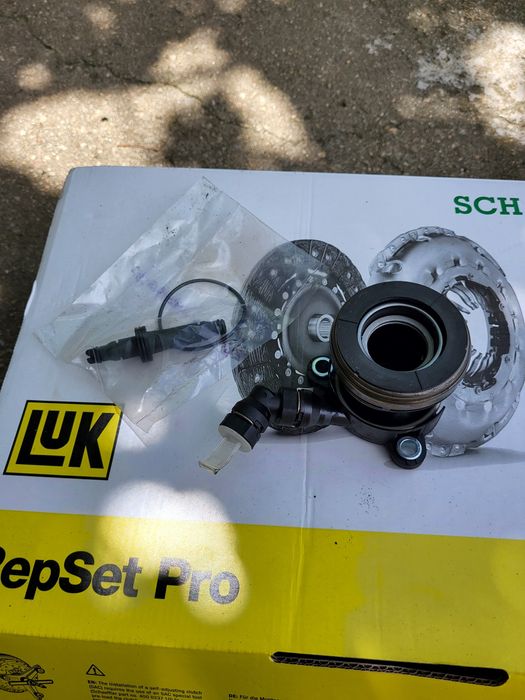 Помпа за съединител OPEL VECTRA C - чисто нова