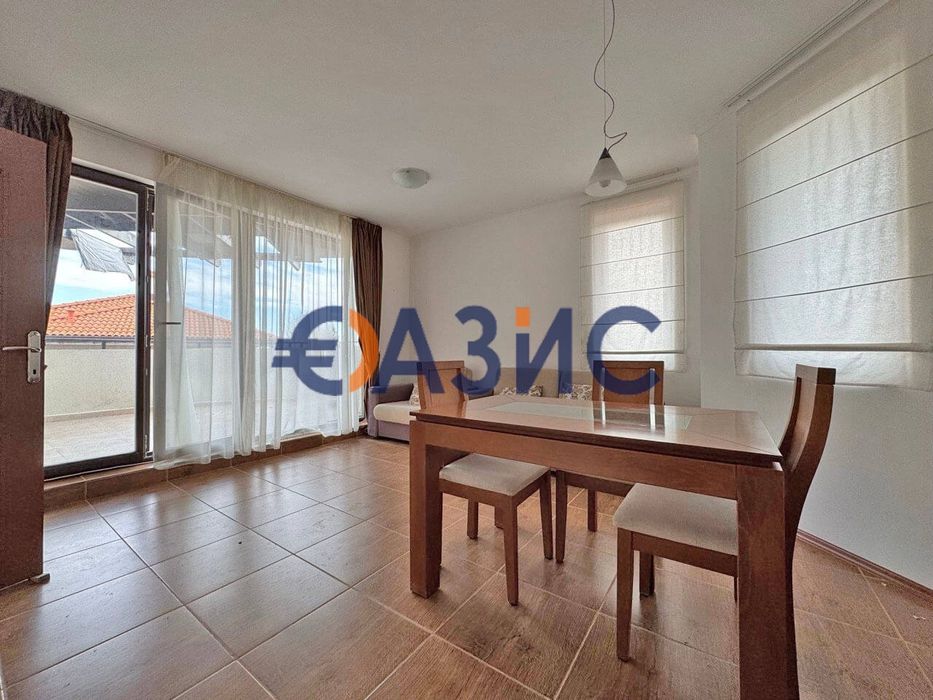 Продава се Двустаен апартамент в с. Кошарица, Област Бургас - 70 кв.м за 856 €/кв.м - Снимка #3