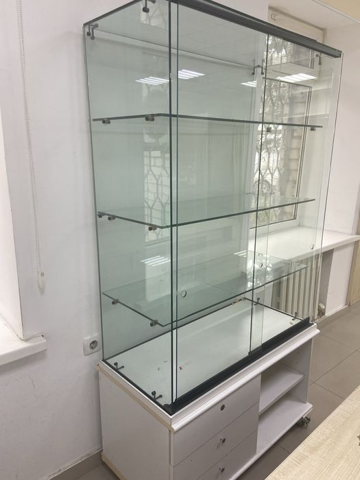 Мебель для бутика б/у