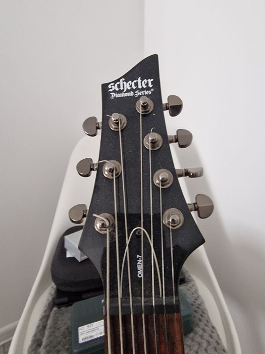 Chitara Electrica 7 string Schecter omen  Nazgul Seymour Duncan