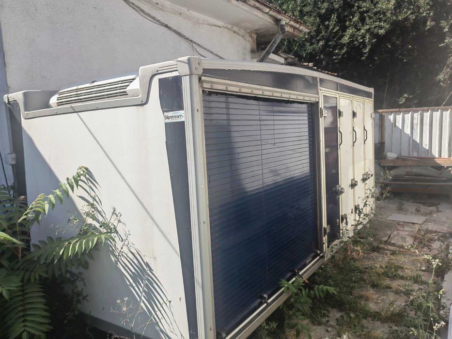 Хладилен фургон 220V