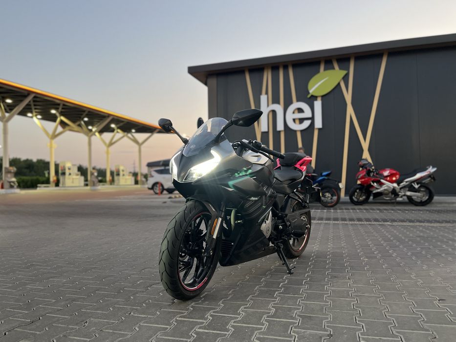 CF MOTO 300 SR 2026