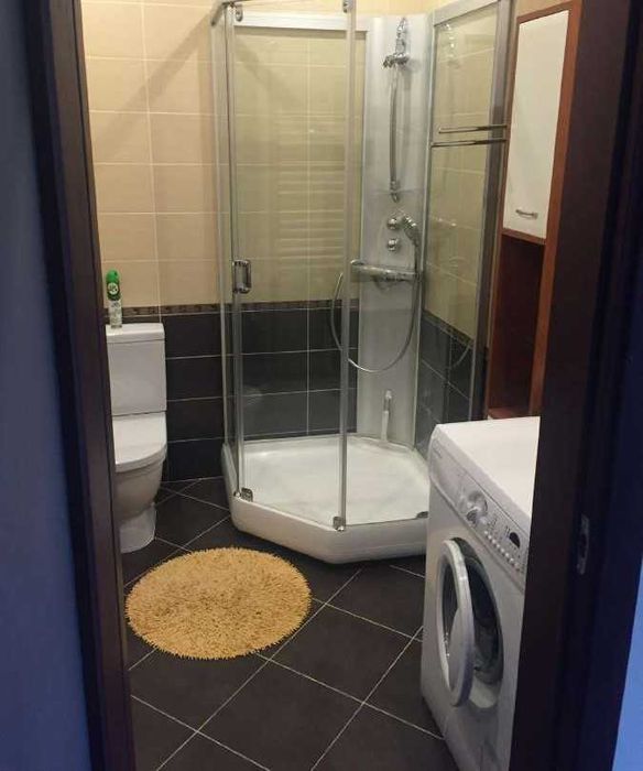 Дава се под наем Двустаен апартамент в Бургас, Изгрев - 60 кв.м за 306 € - Снимка #3