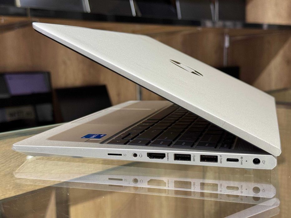 HP ProBook 440 G8 Core i5-1135G7 Ram 16 ssd 256