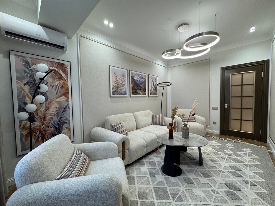Срочно Продаётся Ж.К Dream House Яккасаройиски Район ор-р 8.Раддом