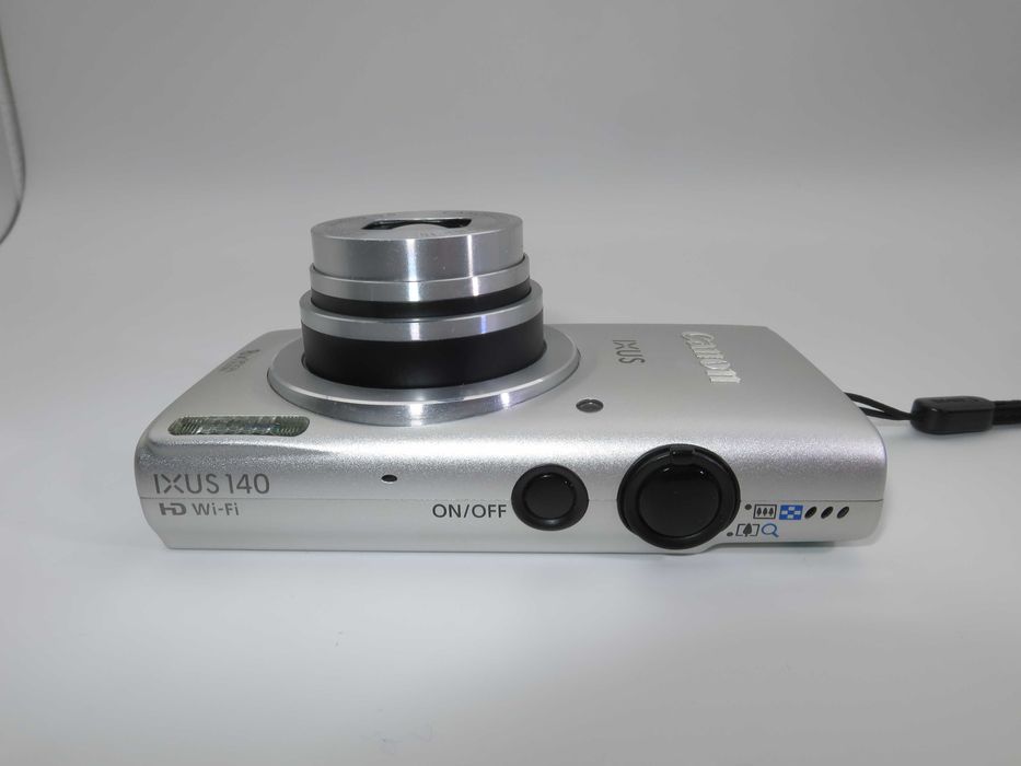 Canon IXUS 125 червен компактен цифров фотоапарат FULL-HD видео, 16 мегапиксела, 5х оптичен зум, дигитална камера уникално състояние като НОВА