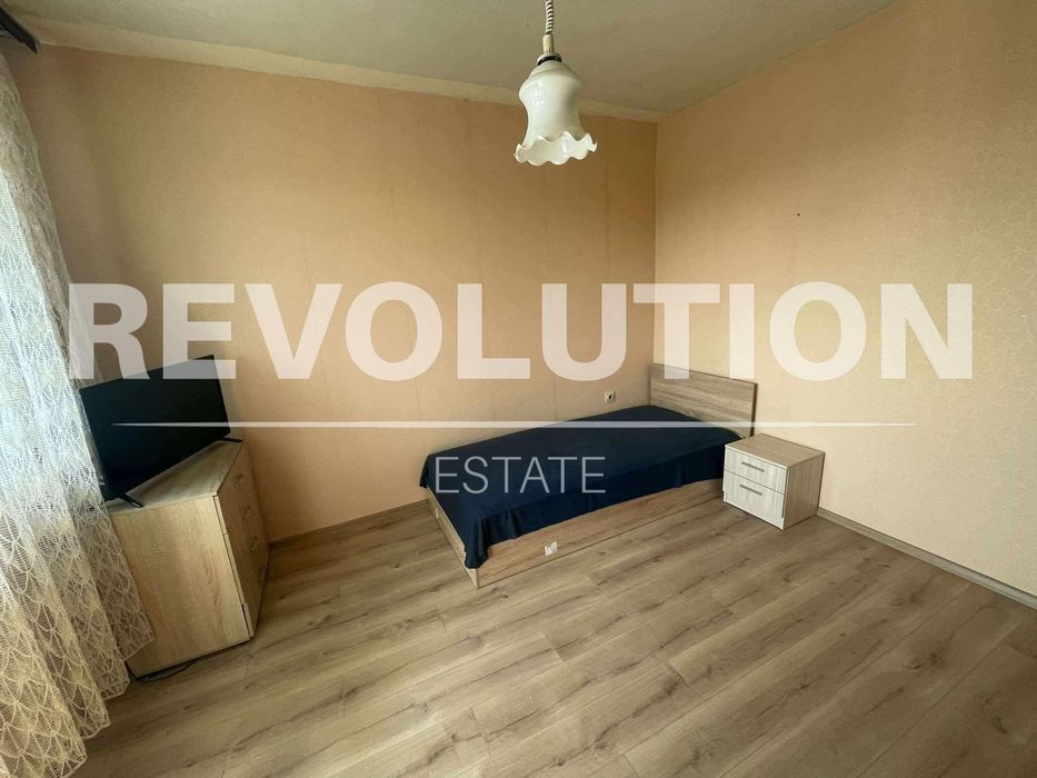 Дава се под наем Четиристаен апартамент в Варна, Генералите - 100 кв.м за 700 € - Снимка #2