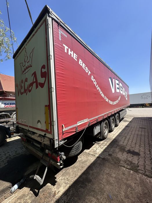 Semiremorci schwarzmuller si Schmitz