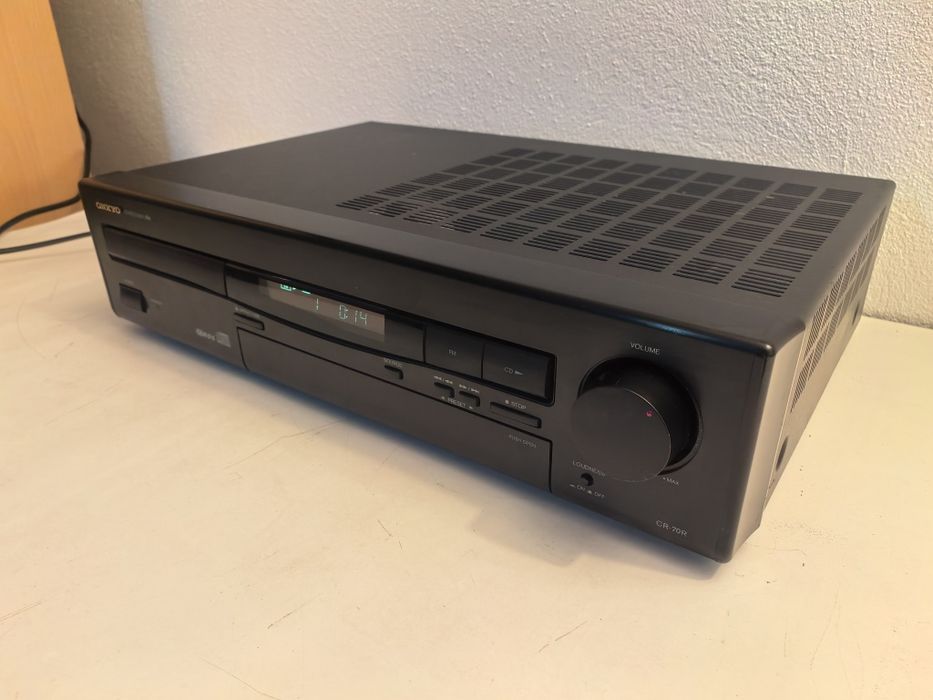 CD receiver Onkyo CR 70R amplificare