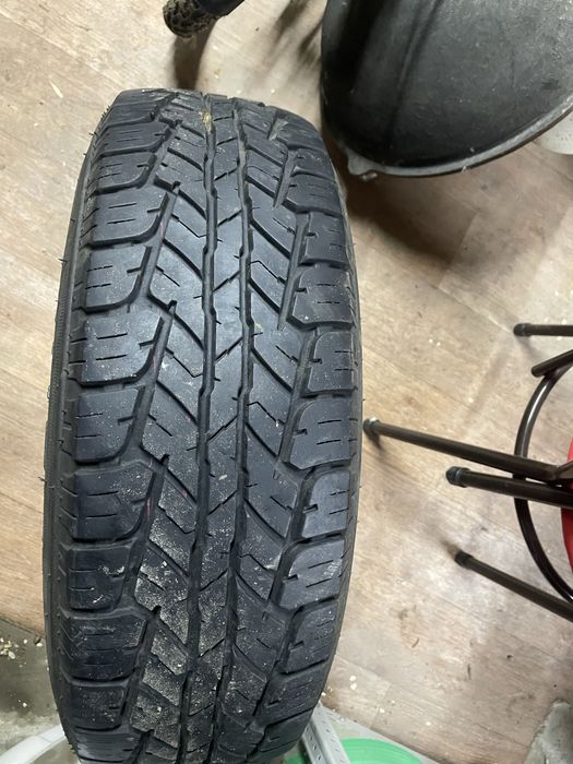 Продам резину без дисков