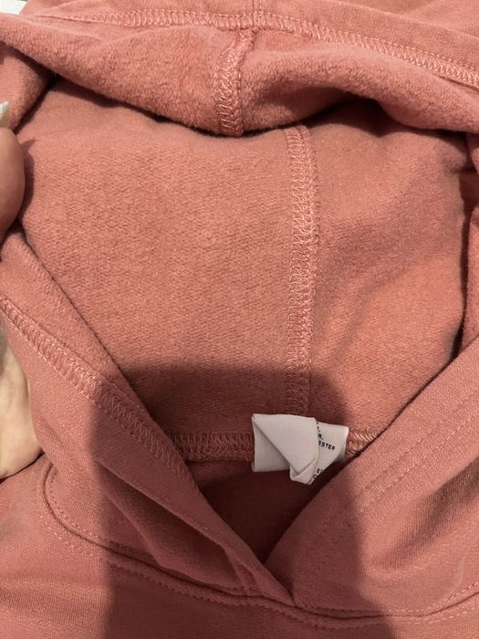 Суичър  с вата много мекичък и топъл