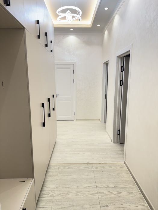 Parkent Avenue uy sotiladi 78m2 . Uy egasiman