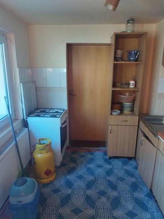 Închiriez o camera separată la casa
