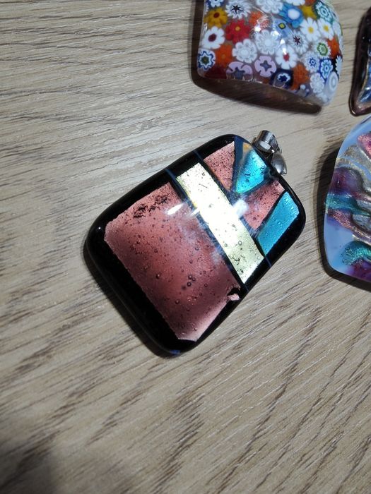 Lot pandantive sticlă. Murano