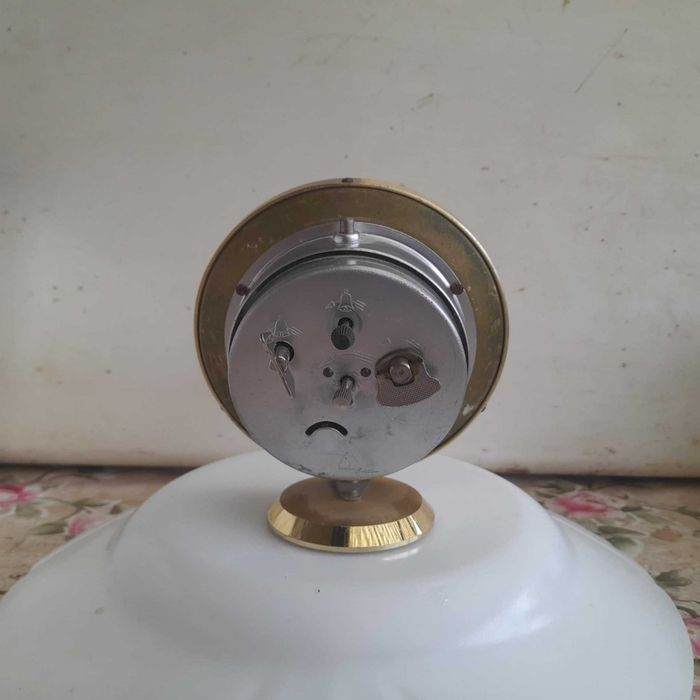 Ceas de masa desteptator-mecanic RUHLA 90 lei