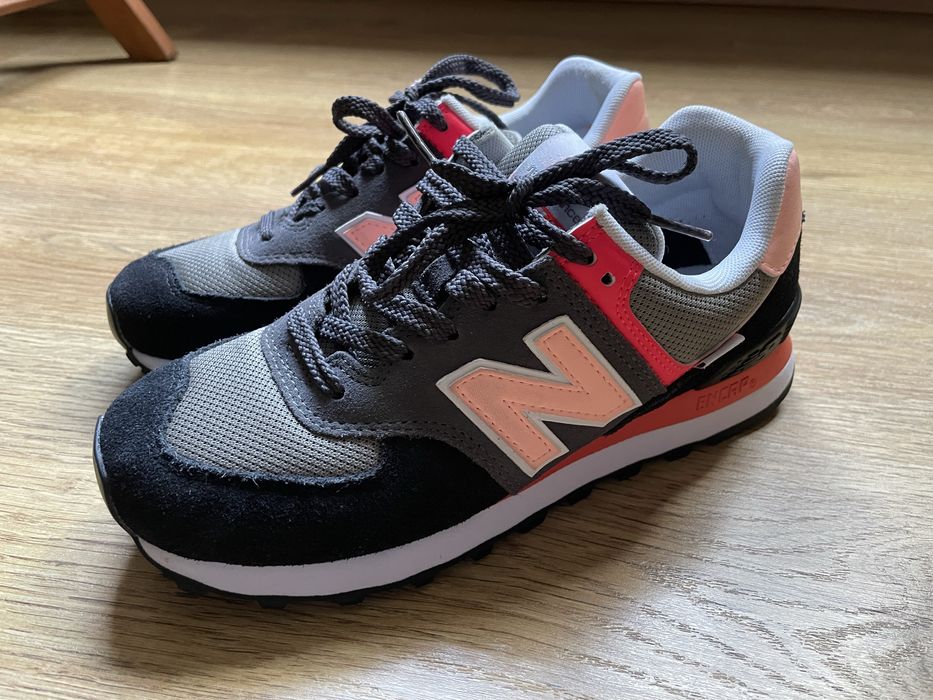 New Balance 574.