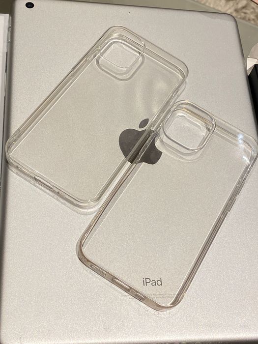 Huse și folii sticlă iPhone