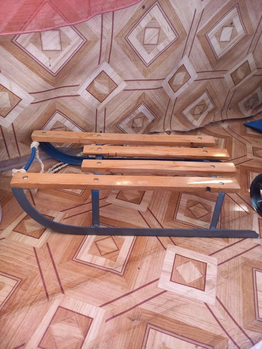 Новые санки для детей