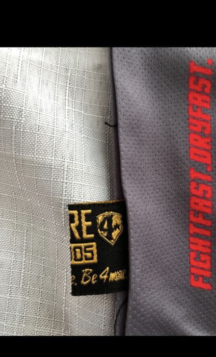 Vand tricou mma marimea l