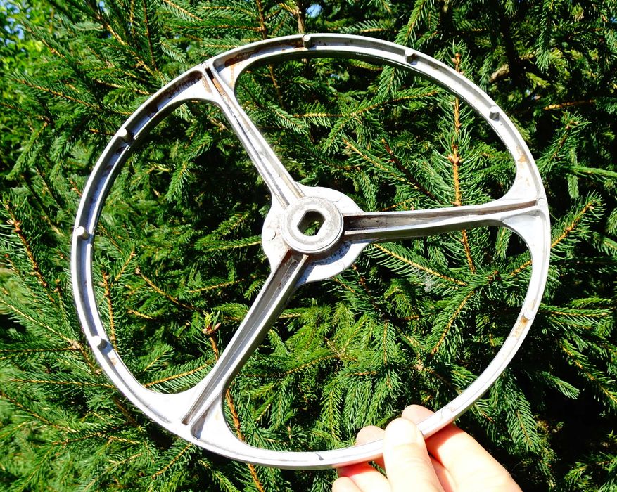 Ремъчна шайба с втулка за пералня Arielli.