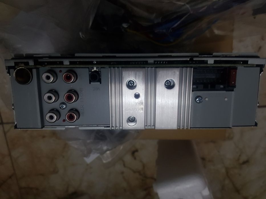 KENWOOD  модел Kмм_L305BT