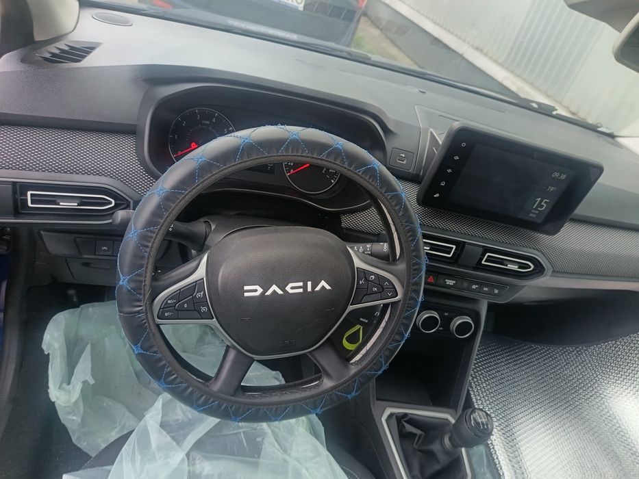Vând Dacia sandero