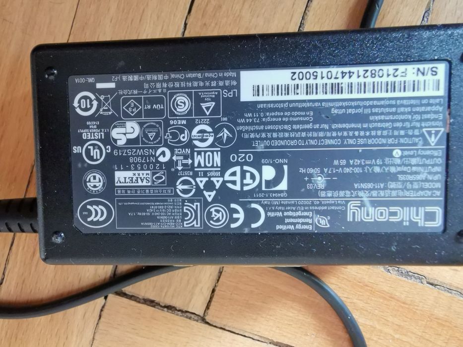 Dezmembrez laptop Acer E5-551