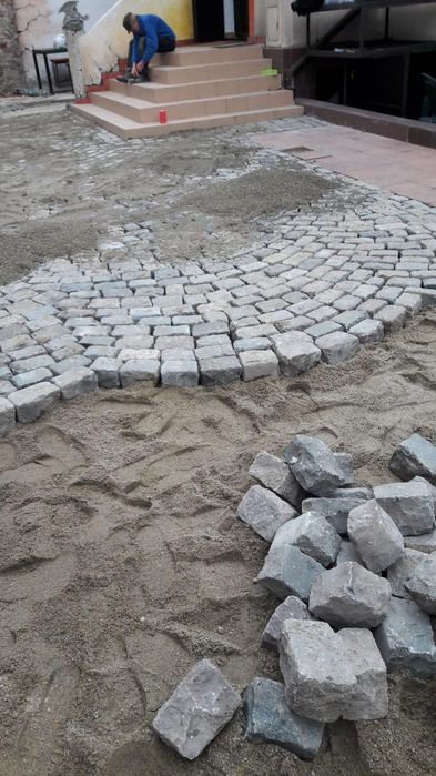 Piatră cubica amenajez gradini cu experiență