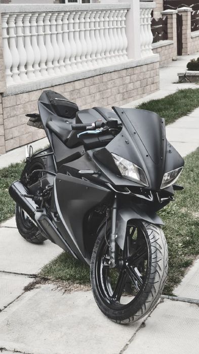 Yamaha yzf r125 A1 16 ani