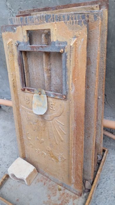 Продаётся Чугунные печ.