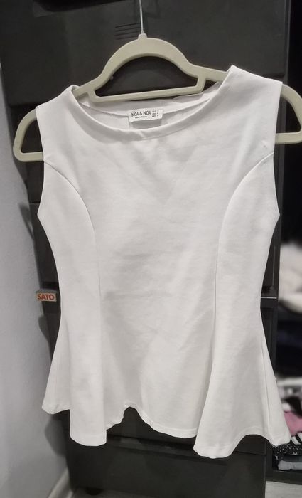 Bluza cambrata fara maneci