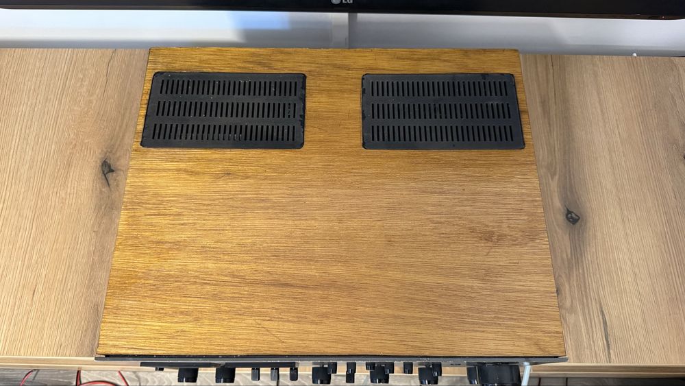 Amplificator NAD 3080 cap de serie (2x90)