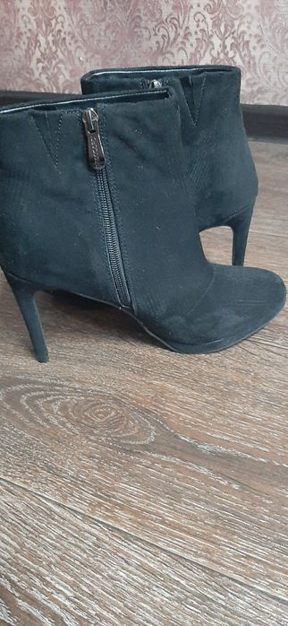 Продам суперские ботильоны