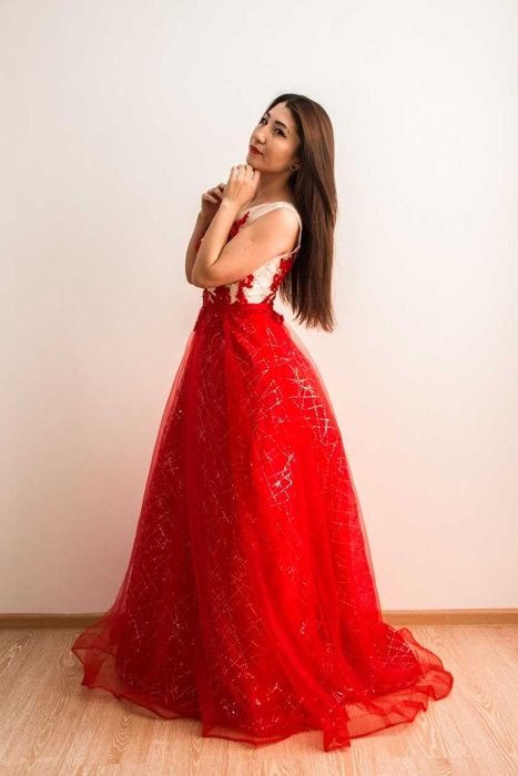 вечернее платье. новое