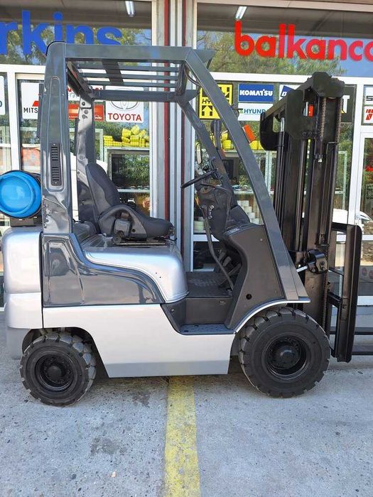 Газокар Митсубиши, 1500кг