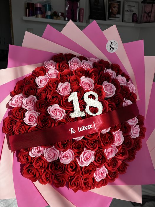 Buchet de 101 trandafiri