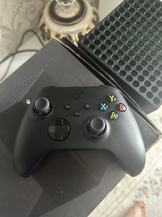 Xbox Series X | 1TB | +3 геймпада