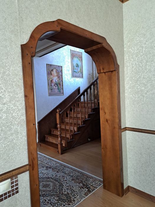 Продам лестницу бу и дверные порталы