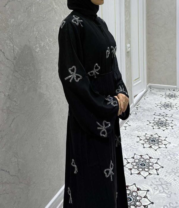 Abaya latofatli ayollar uchun