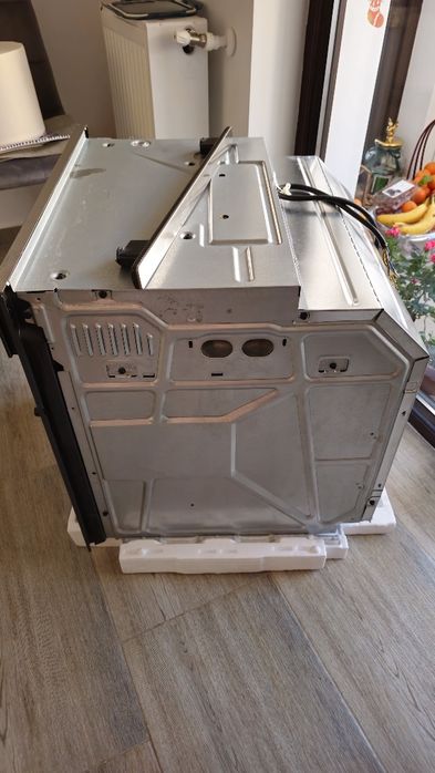 Cuptor Whirlpool AKZM 8480 NB