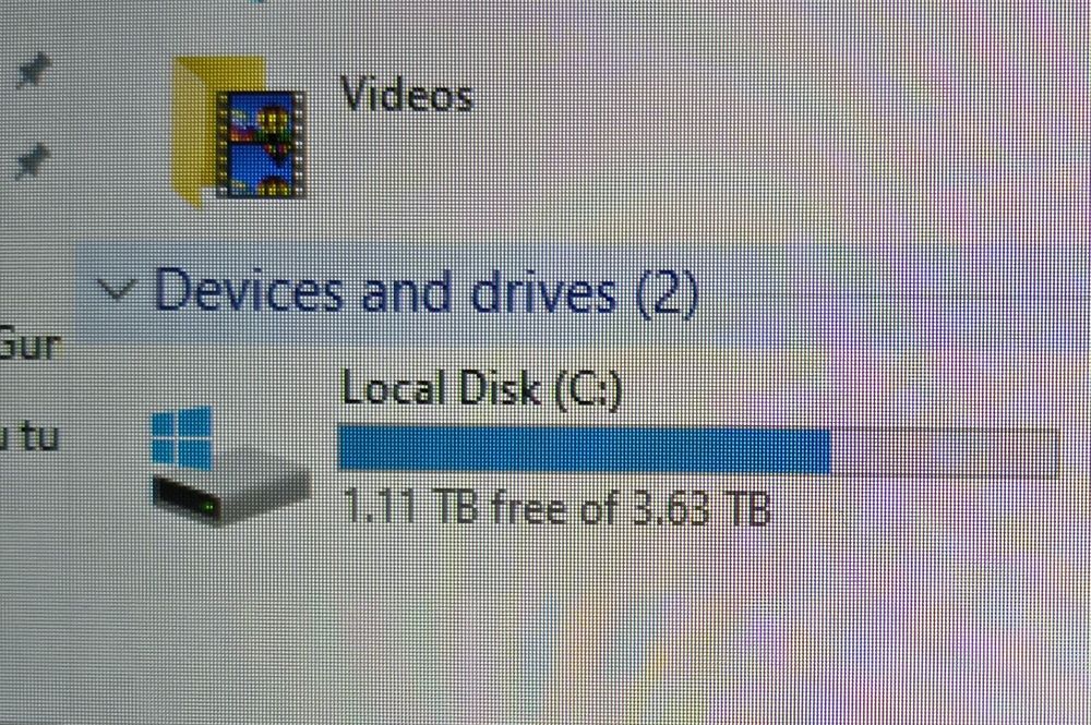 Laptop LENOVO -17"+20 GB RAM+4Tb SSD