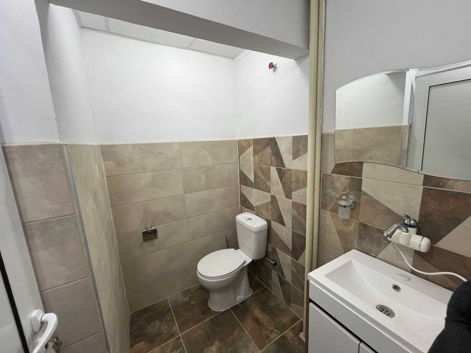 Продава се Офис в Разград, Център - 100 кв.м за 1836 €/кв.м - Снимка #3