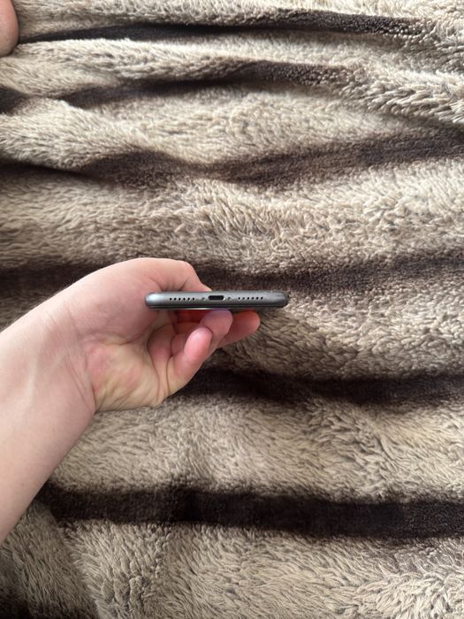 Айфон 11  128 гб память